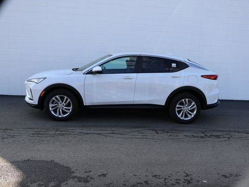 New 2026 Buick Envista Preferred w/ Convenience II Package image 3