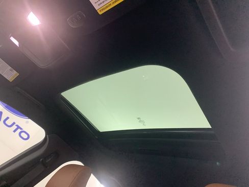 Used 2020 Ford Fusion Energi Titanium image 30