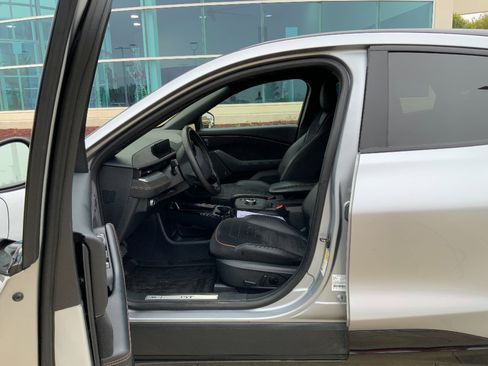 Used 2021 Ford Mustang Mach-E GT image 9