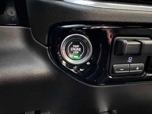 Certified 2025 Chevrolet Silverado 2500 High Country w/ Technology Package image 24