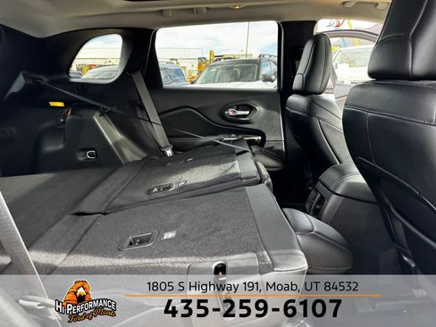 Used 2022 Jeep Cherokee Limited AWD/4WD image 48