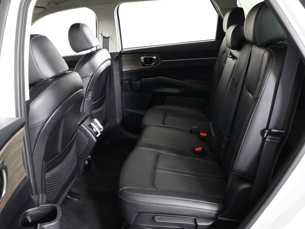 Used 2023 Kia Sorento S AWD/4WD image 34