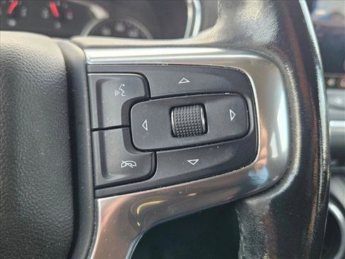 Used 2019 Chevrolet Blazer LT image 12