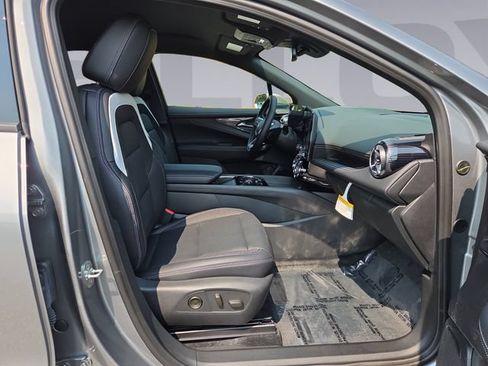 Used 2026 Chevrolet Blazer EV LT FWD image 17