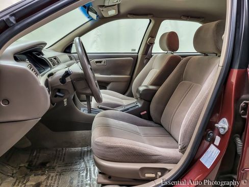 Used 2000 Toyota Camry LE image 8
