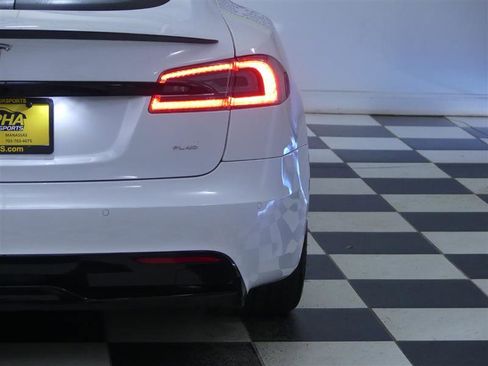 Used 2021 Tesla Model S Plaid image 27