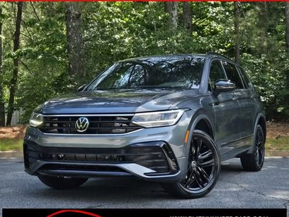 Used 2022 Volkswagen Tiguan SE R-Line