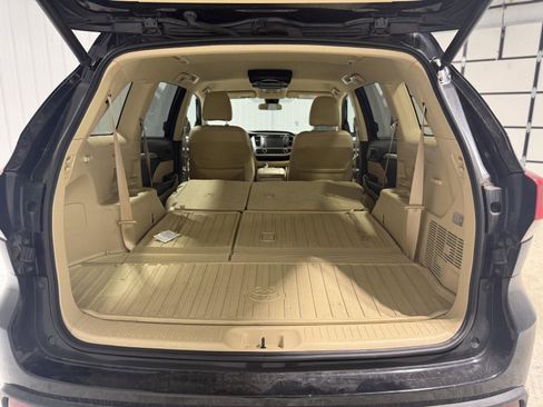 Used 2018 Toyota Highlander Plus image 46