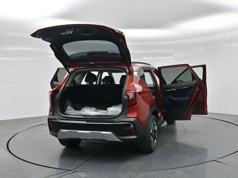 New 2026 Kia Seltos SX w/ SX Sunroof Package AWD/4WD image 45