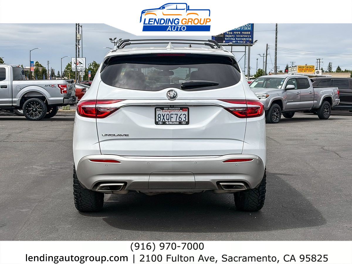 Used 2020 Buick Enclave Essence FWD image 3