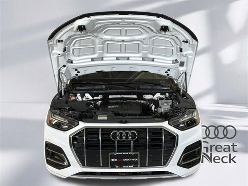 Used 2023 Audi Q5 Premium w/ Convenience Package AWD/4WD image 17