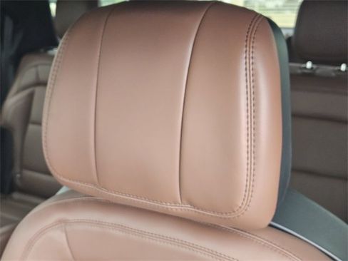 New 2025 Lincoln Navigator Reserve image 14