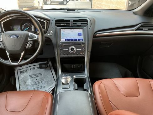 Used 2019 Ford Fusion Titanium FWD image 21