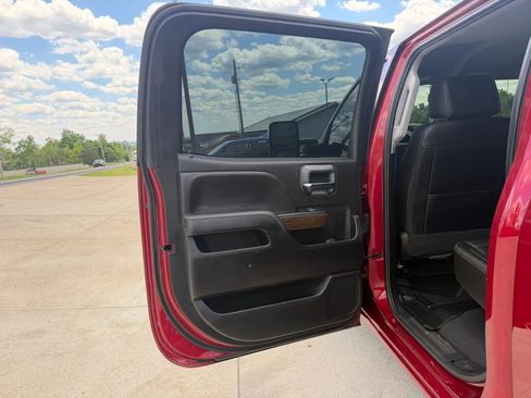 Used 2019 GMC Sierra 2500 Denali w/ Duramax Plus Package AWD/4WD image 35