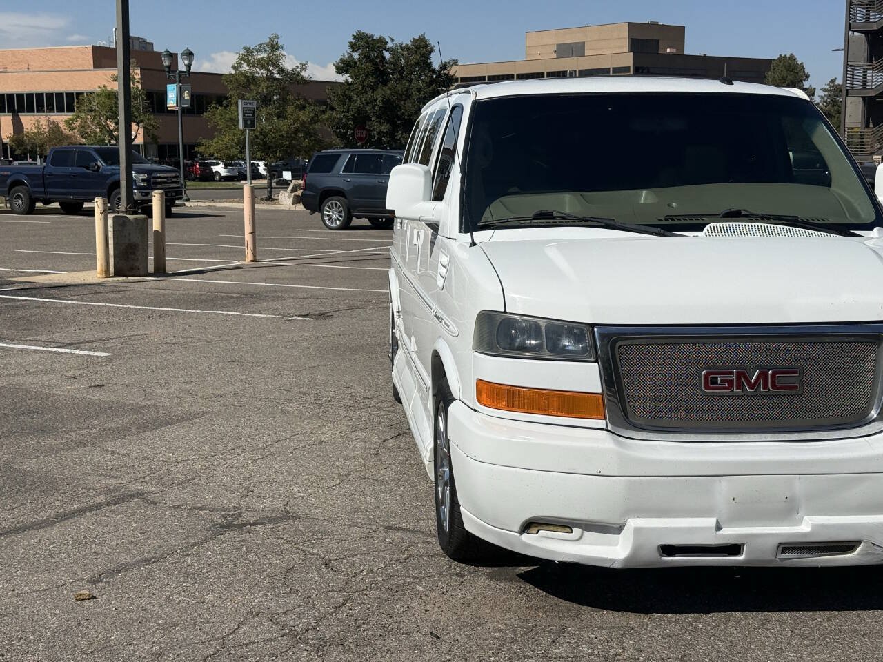 Used 2012 GMC Savana 1500 AWD image 3