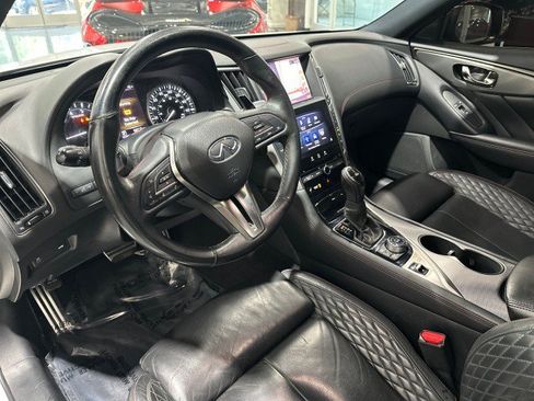 Used 2018 INFINITI Q50 Red Sport 400 RWD image 39
