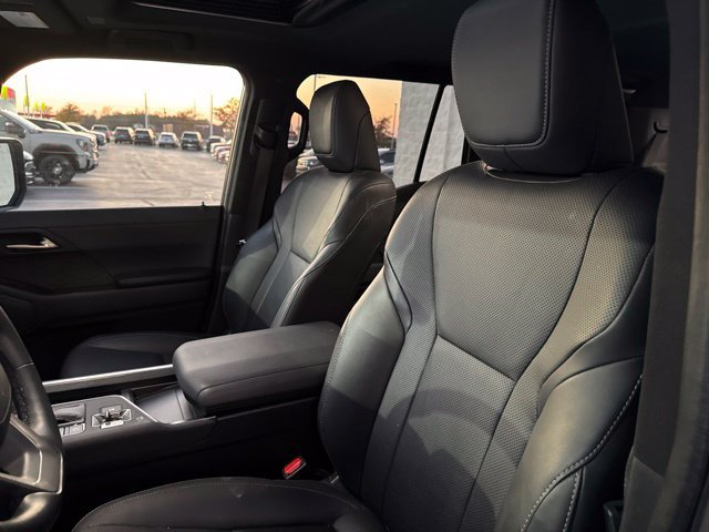 Used 2024 Lexus GX 550 w/ Accessory Package (Z1) AWD/4WD image 11