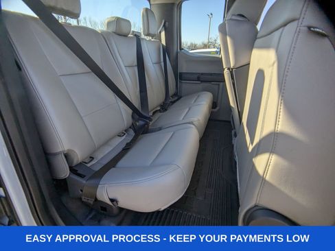Used 2022 Ford F250 XL w/ Power Equipment Group image 18