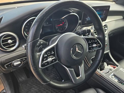 Used 2021 Mercedes-Benz GLC 300 image 9