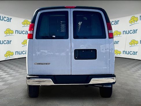 New 2025 Chevrolet Express 2500 w/ Driver Convenience Package image 6