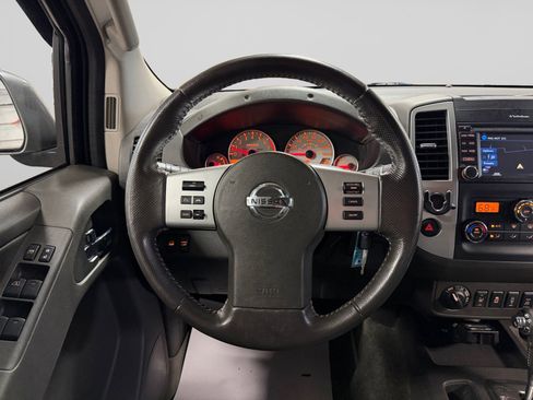 Used 2016 Nissan Frontier PRO-4X w/ Pro-4x Luxury Package AWD/4WD image 19