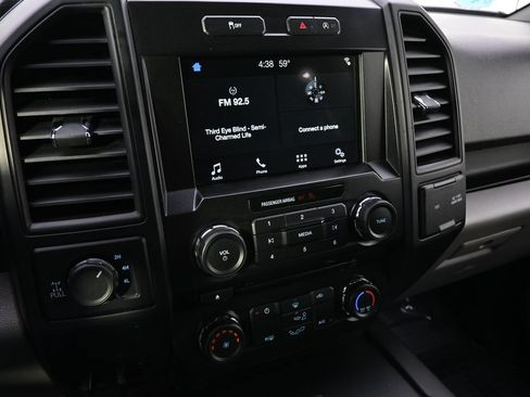 Used 2017 Ford F150 XL w/ Equipment Group 101A Mid AWD/4WD image 29