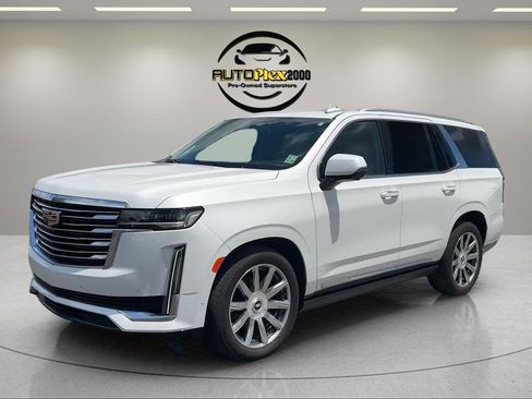 Used 2024 Cadillac Escalade Premium Luxury Platinum RWD image 3