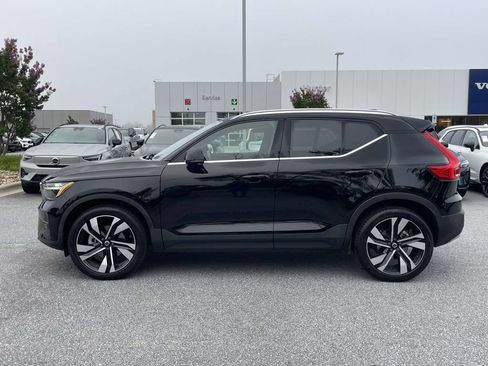 Used 2023 Volvo XC40 B5 Plus w/ Protection Package Premier AWD/4WD image 25