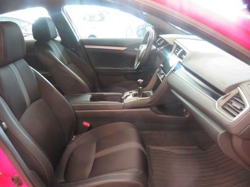 Used 2020 Honda Civic Sport image 25
