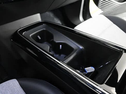 New 2026 Volkswagen ID.4 Pro image 24