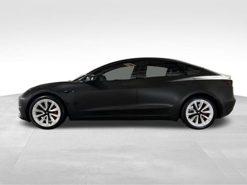 Used 2022 Tesla Model 3 Long Range image 2