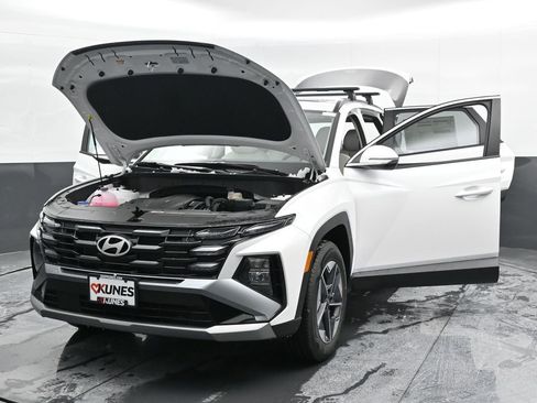 Used 2025 Hyundai Tucson SEL AWD/4WD image 57