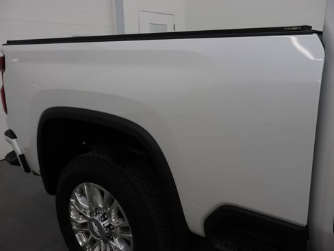 Used 2021 Chevrolet Silverado 2500 High Country w/ Z71 Off-Road Package image 31