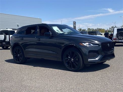 New 2025 Jaguar F-PACE R-Dynamic S image 4
