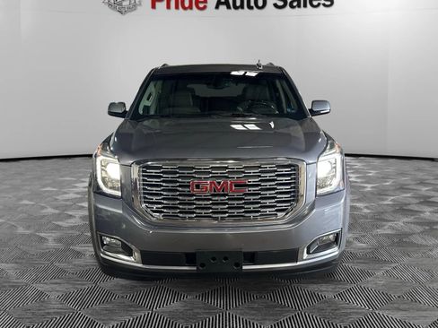 Used 2018 GMC Yukon Denali w/ Denali Ultimate Package AWD/4WD image 2
