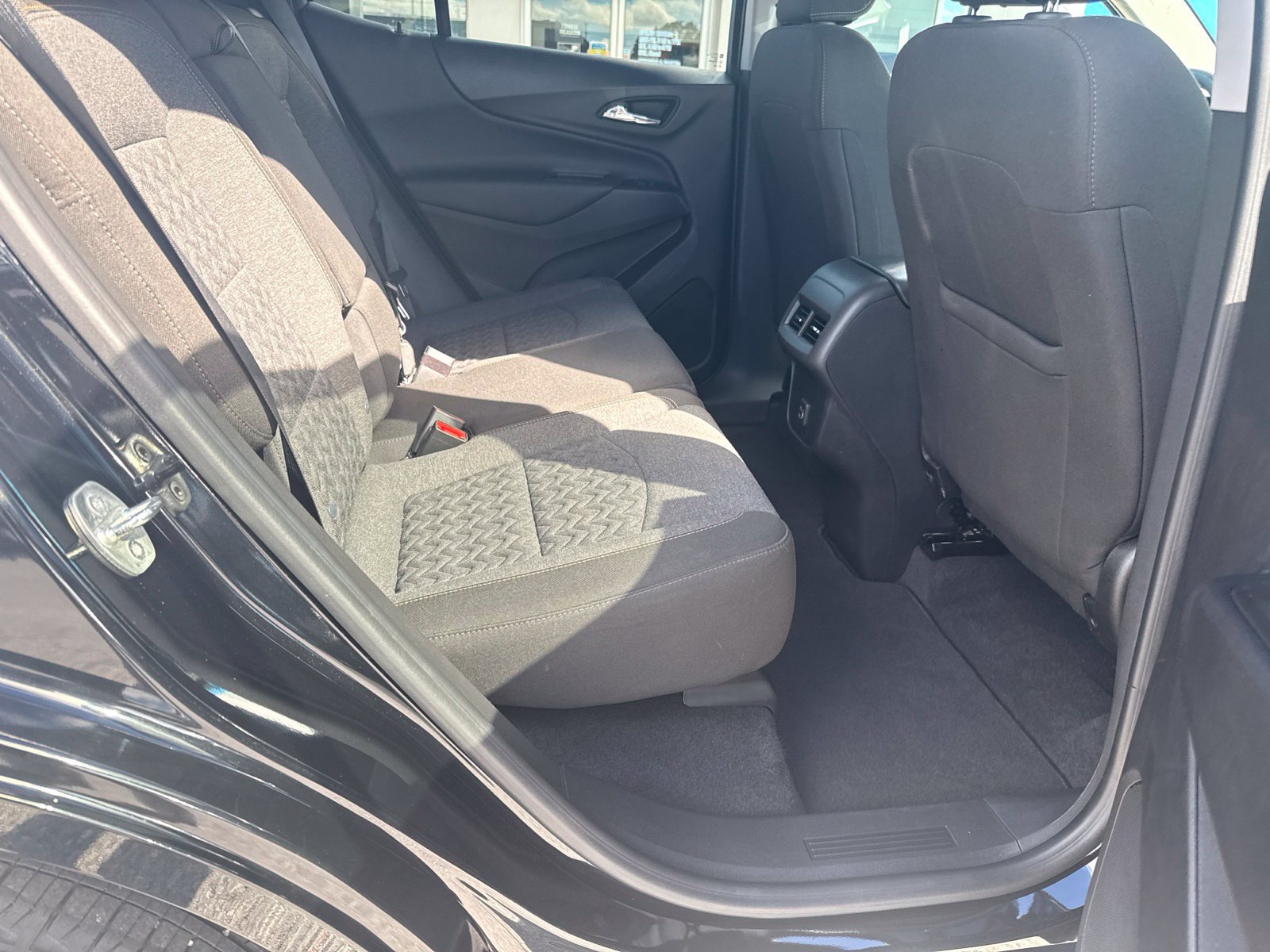 Used 2023 Chevrolet Equinox LT FWD image 12