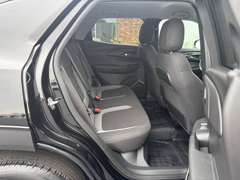 Used 2026 Chevrolet TrailBlazer LT w/ LT Cold Weather Package AWD/4WD image 12