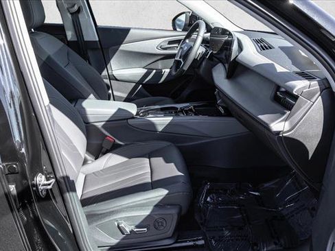 New 2026 Audi Q3 quattro 2.0T image 25