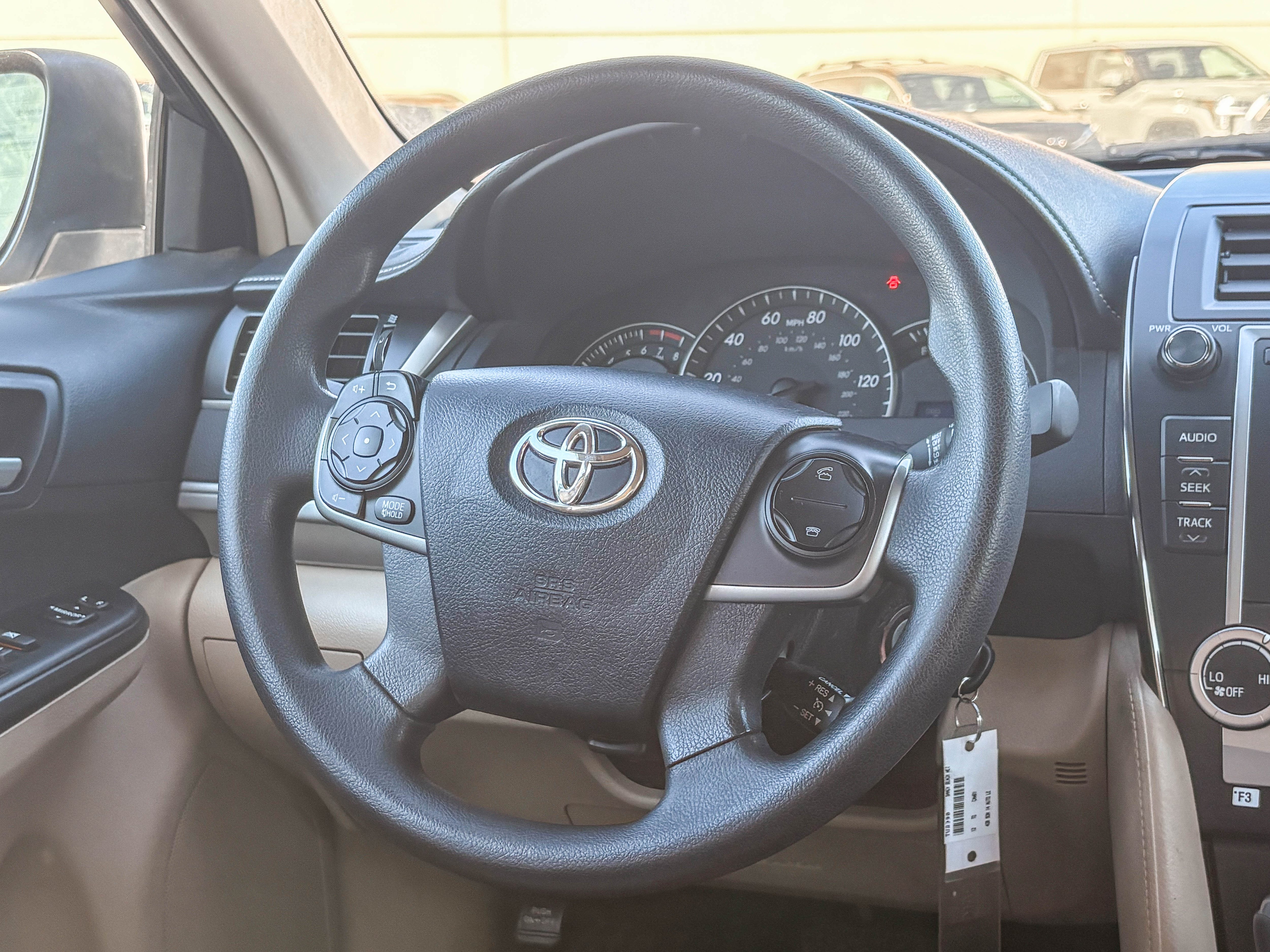 Used 2012 Toyota Camry LE FWD image 15