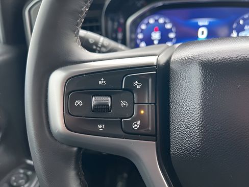 Used 2024 Chevrolet Silverado 1500 LT image 45
