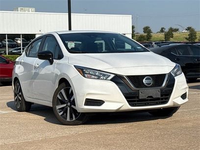 Used 2022 Nissan Versa SR