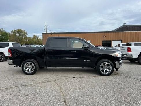 Used 2022 RAM 1500 Big Horn AWD/4WD image 2