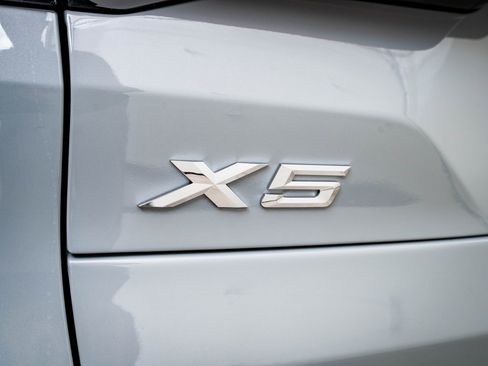 New 2026 BMW X5 xDrive50e w/ M Sport Package image 19