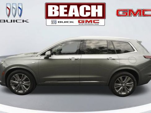 Used 2024 Cadillac XT6 Premium Luxury w/ Technology Package FWD image 6
