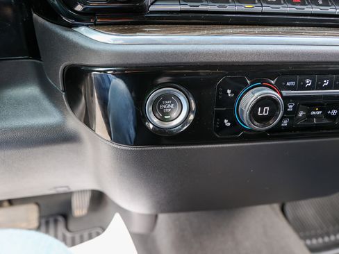 Used 2024 Chevrolet Silverado 1500 LT RWD image 19