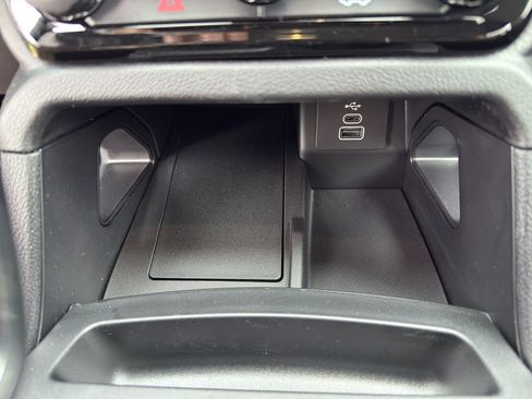 New 2025 Ford Ranger XLT w/ Equipment Group 301A High image 23