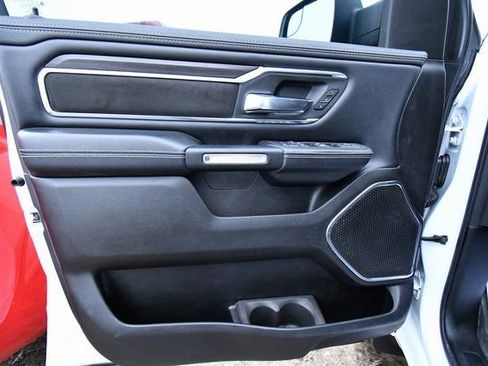 Used 2025 RAM 1500 Laramie image 21