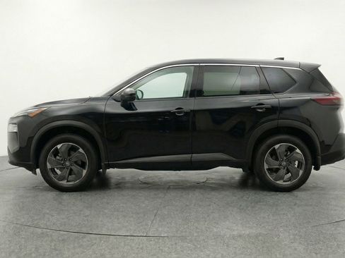 Used 2025 Nissan Rogue SV FWD image 5