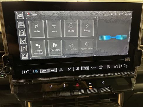 New 2025 GMC Hummer EV 2X image 38