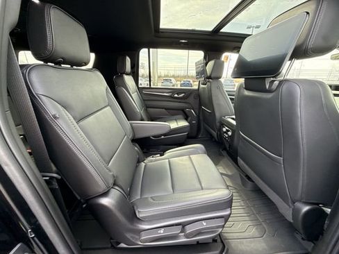 Certified 2023 GMC Yukon XL Denali w/ Denali Reserve Package image 28